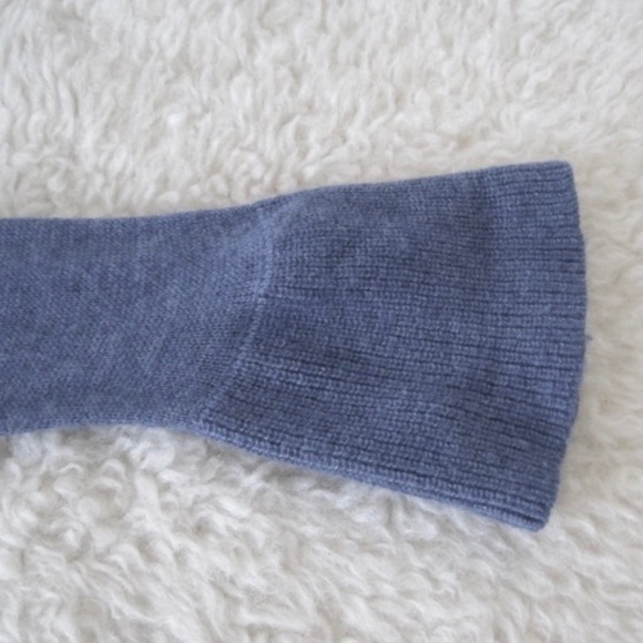 Claudia Nichole Petite Bell-Sleeve Peplum Sweater - Picture 4 of 8